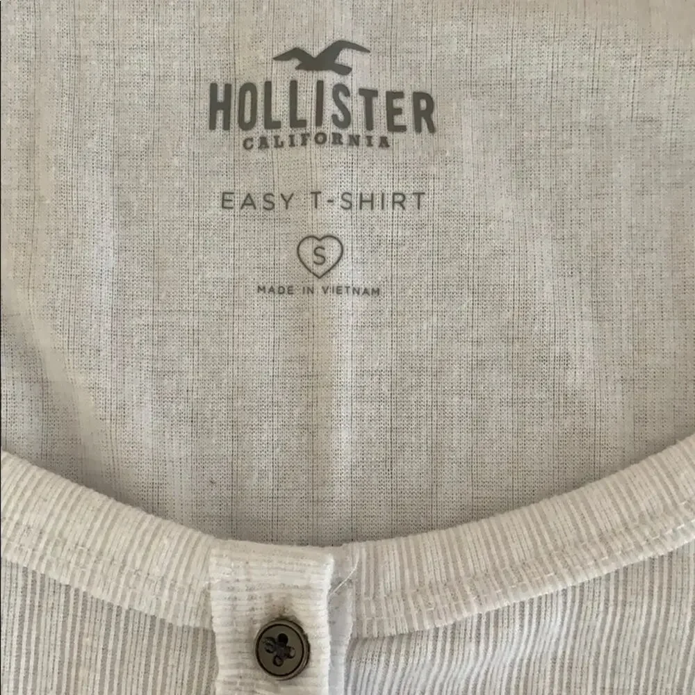 Hollister White Easy Tie Knot T-shirt Size Small